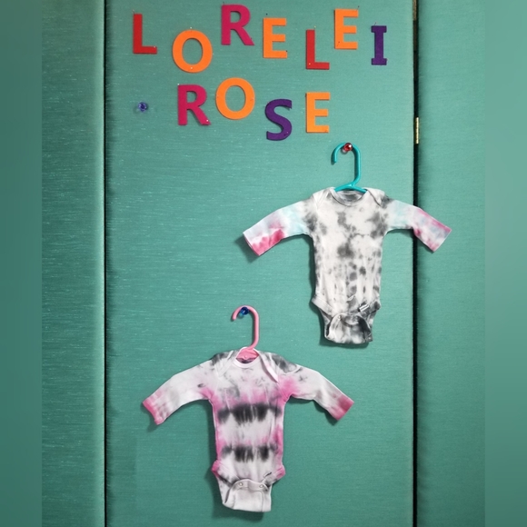 NB Tie-Dyed Gerber Onesies (Hand Dyed) - Picture 8 of 8